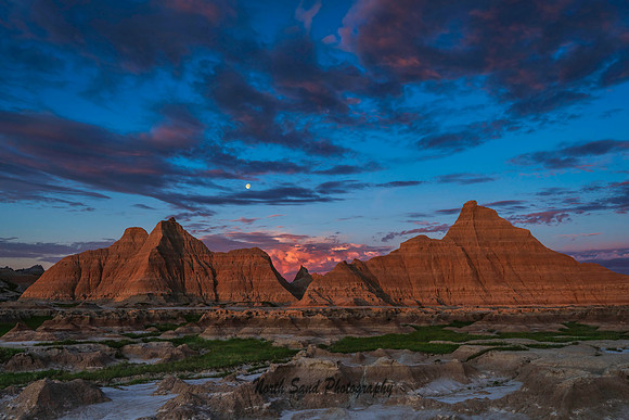 Sunrise & Moonset