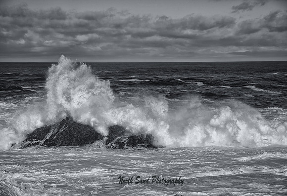 Crashing Waves B&W
